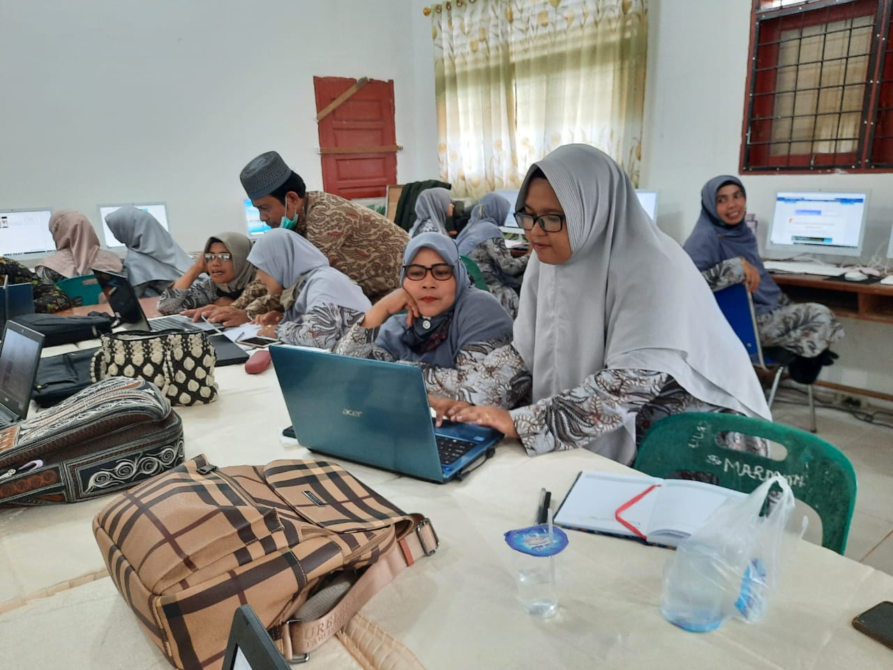 MTsN 7 Aceh Timur Gelar Pelatihan LKPD Intrraktif Berbasis Multimedia